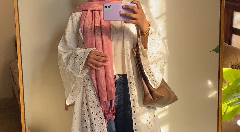Ivory Breeze Chicken Kari Abaya